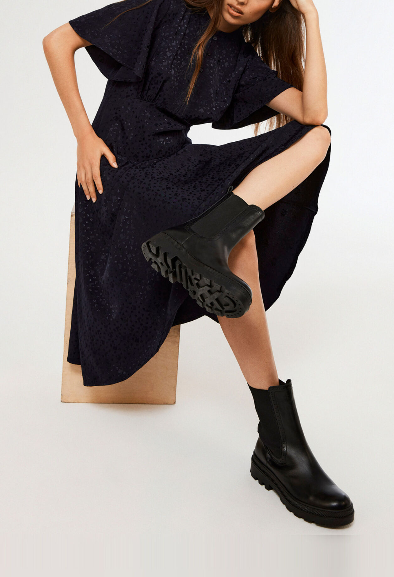 Robe mi-longue