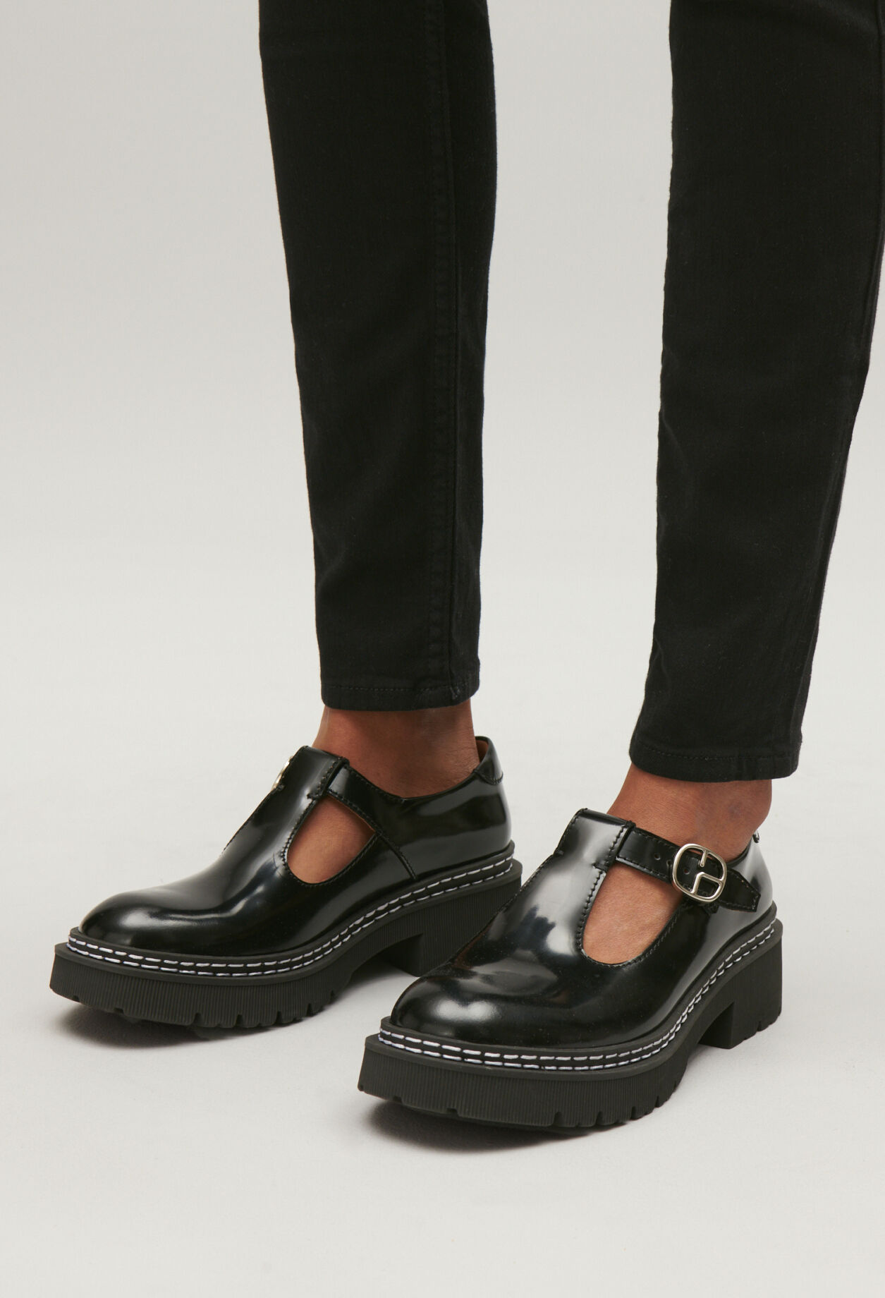 Babies cuir noir