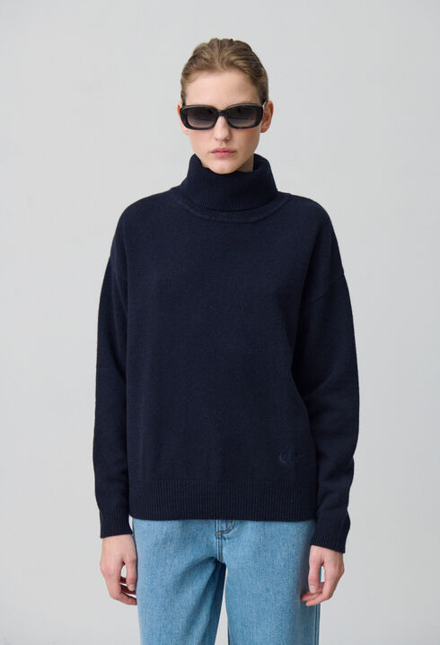 Navy cashmere jumper