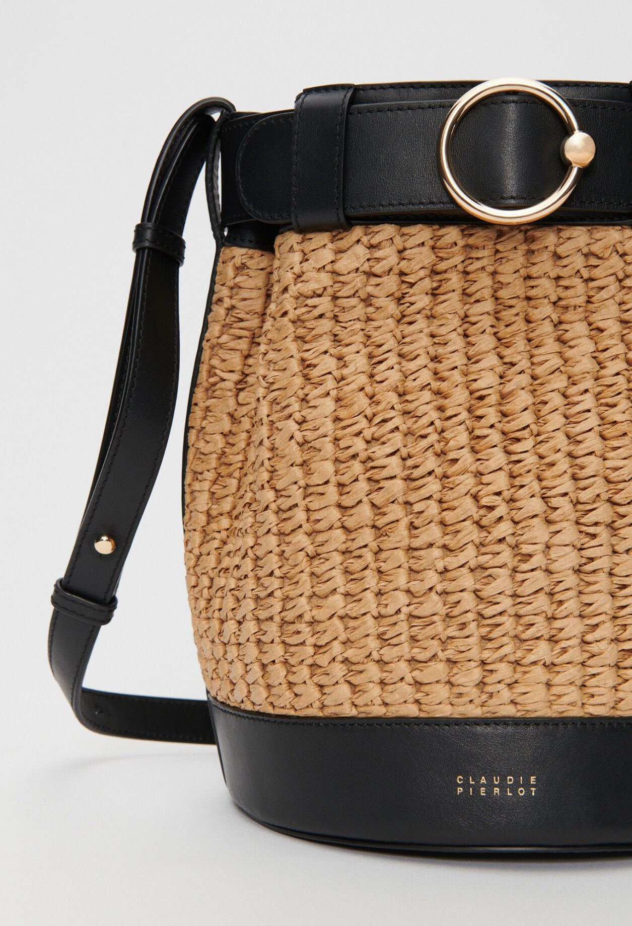 Sac seau en cuir responsable