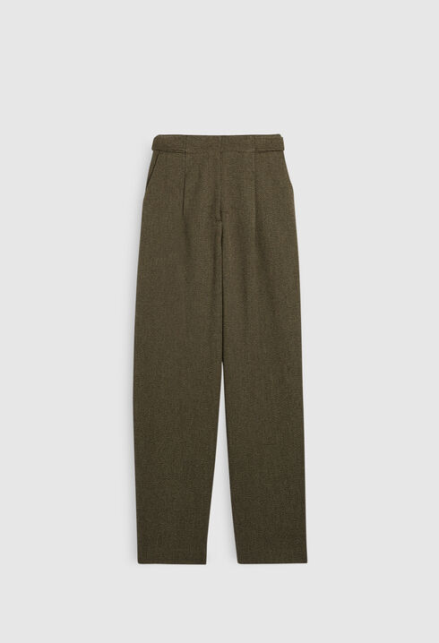 Pleated trousers