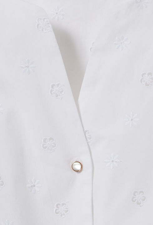 Chemise élastiquée brodée