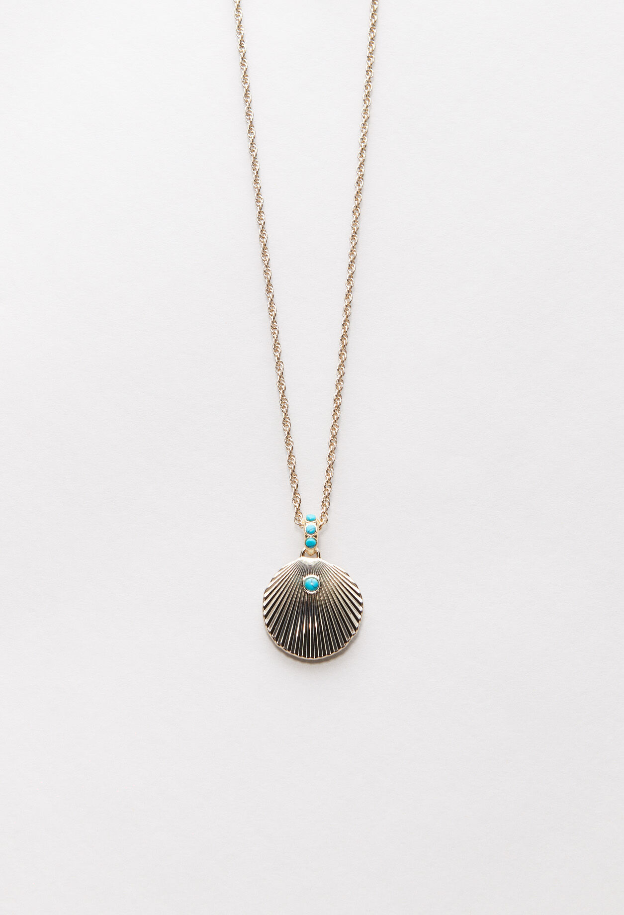 Pendant necklace