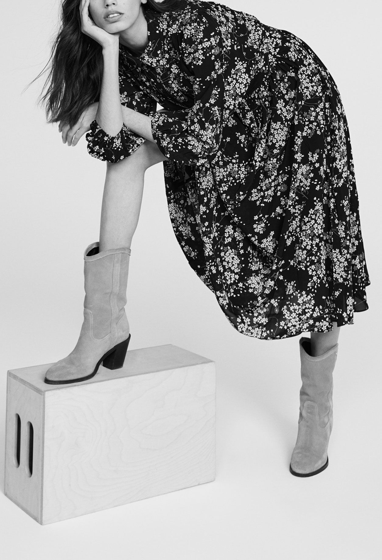 Robe longue ceinturée