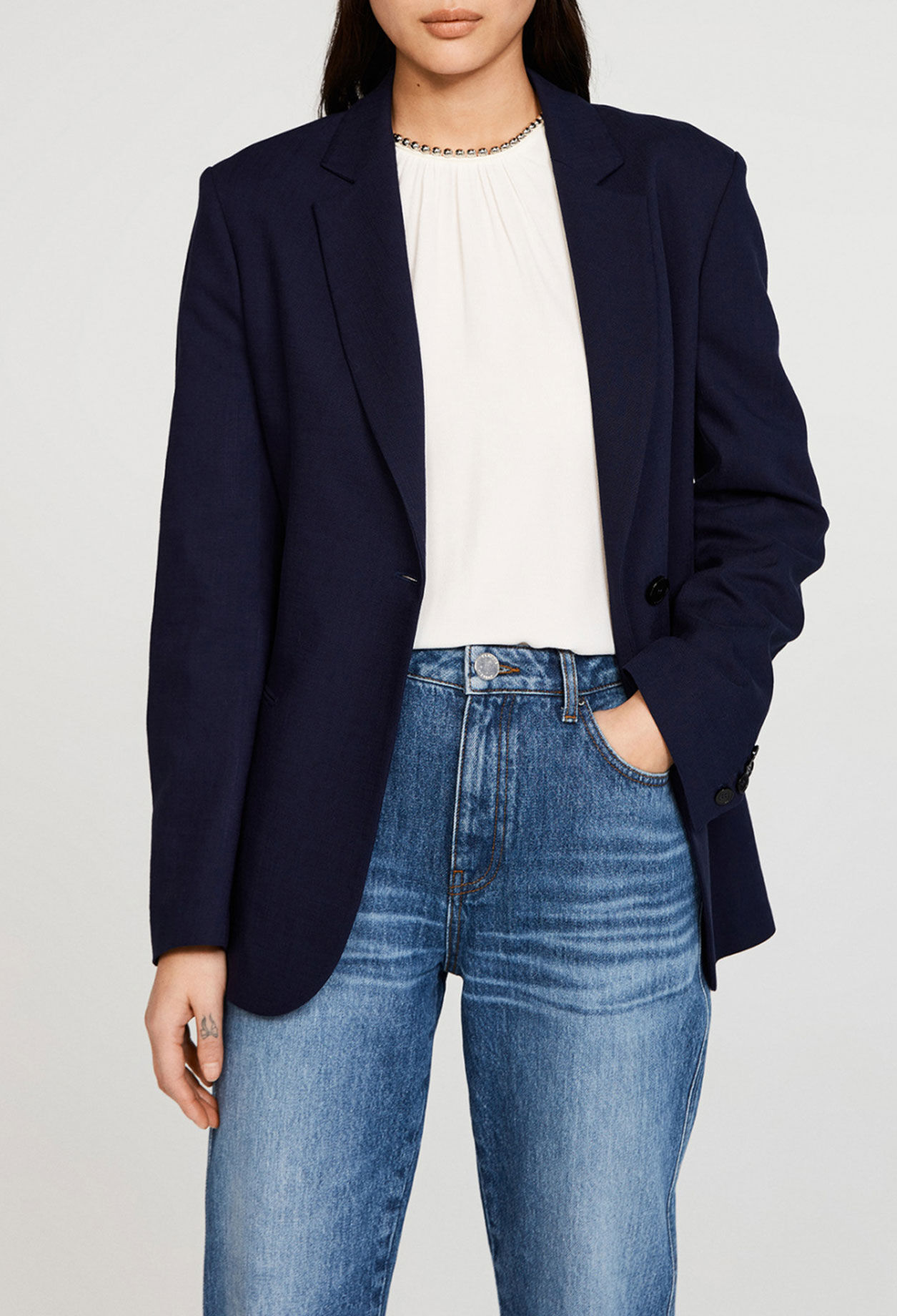 Tailored suit jacket
