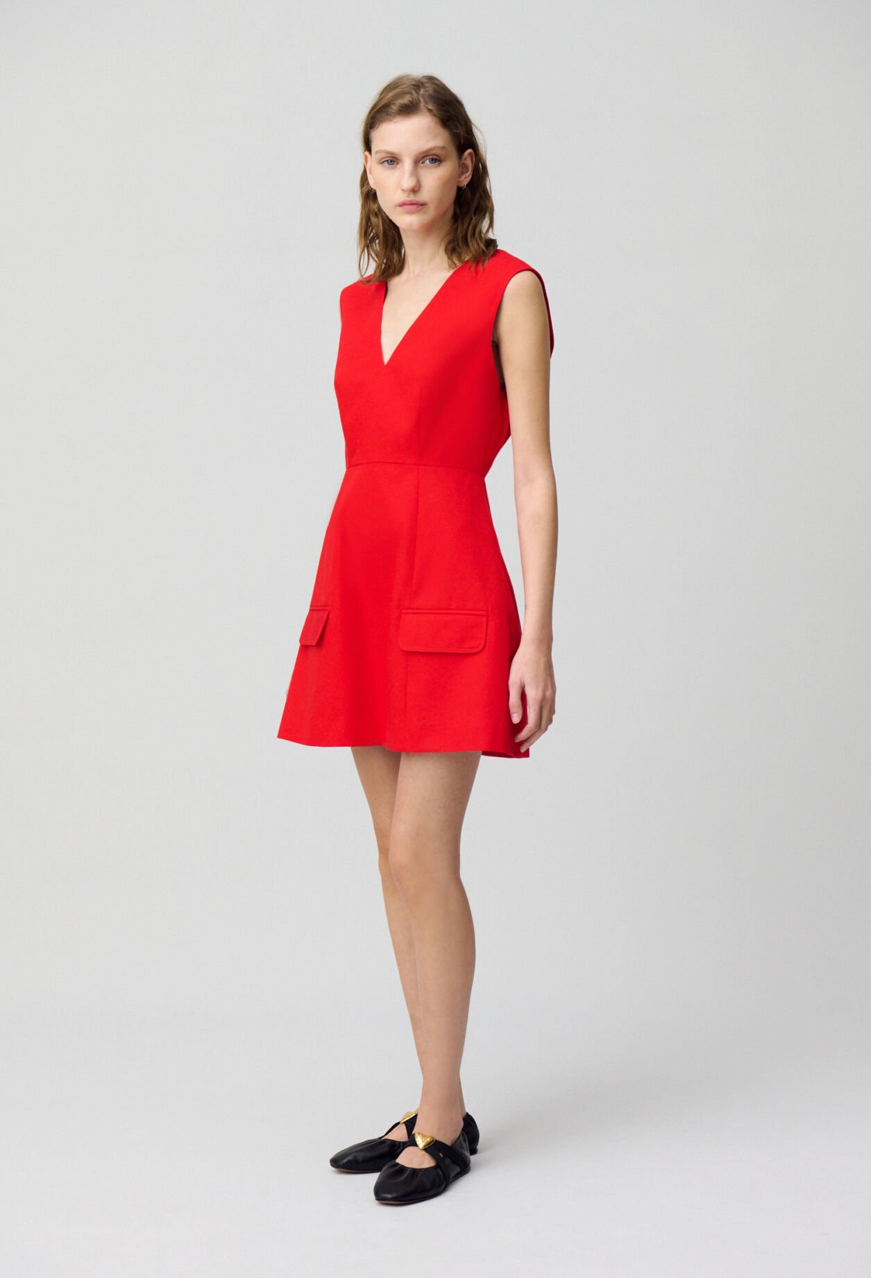 Robe courte cintrée