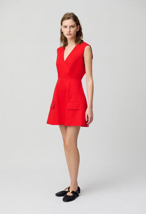 Robe courte cintrée