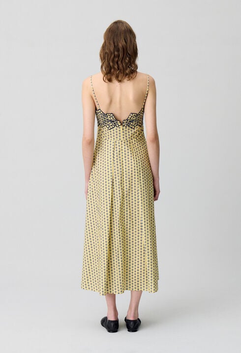 Robe longue décolletée
