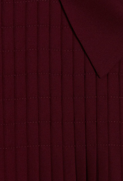 Short pleated dress