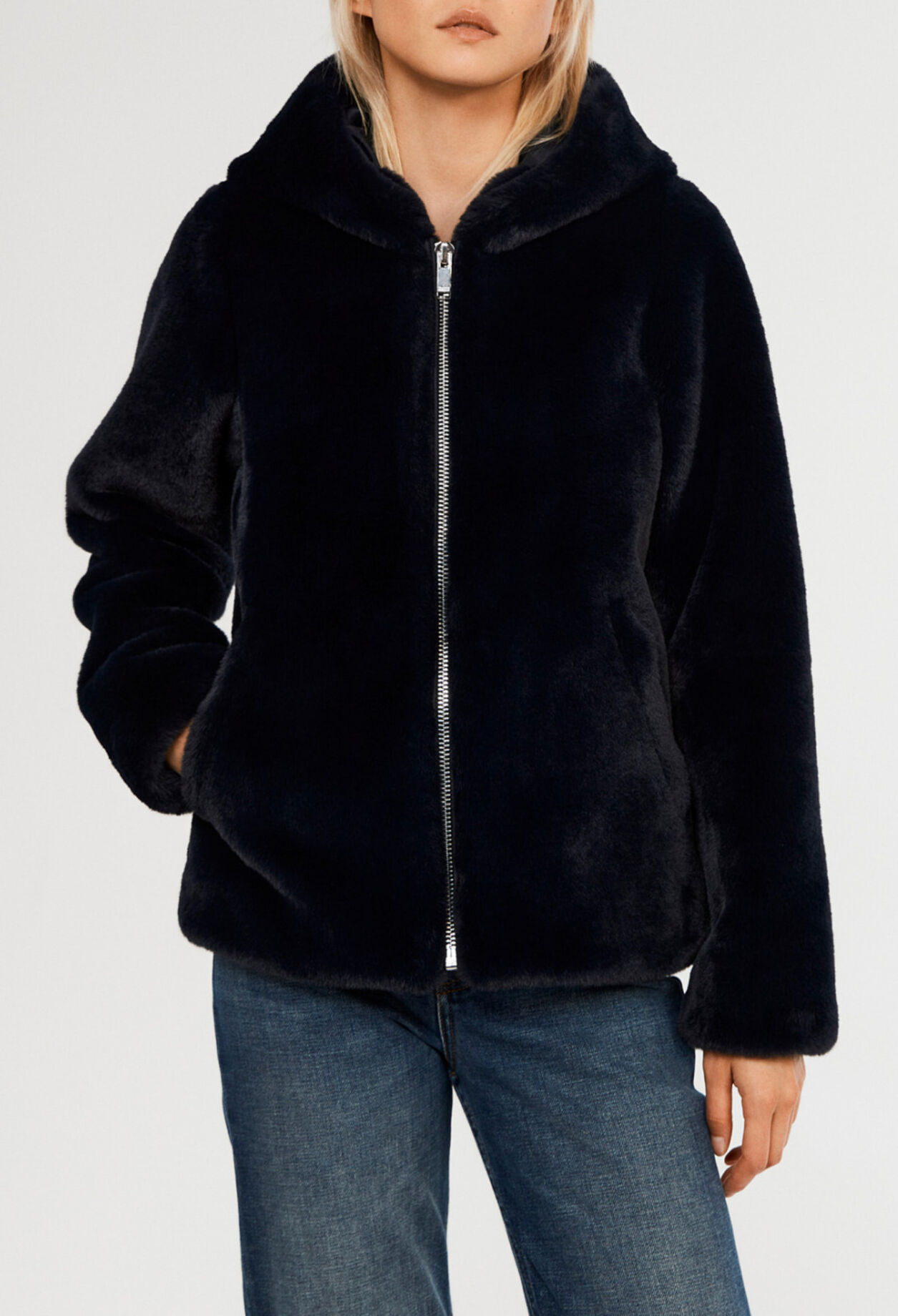 Hooded jacket