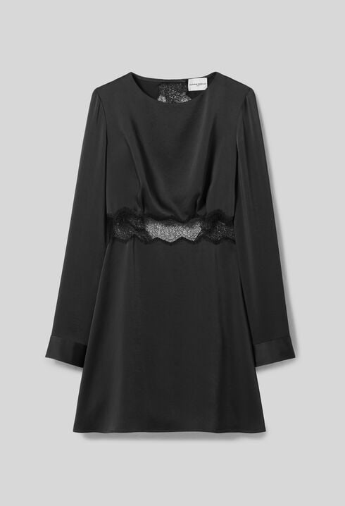 Robe courte fluide satinée