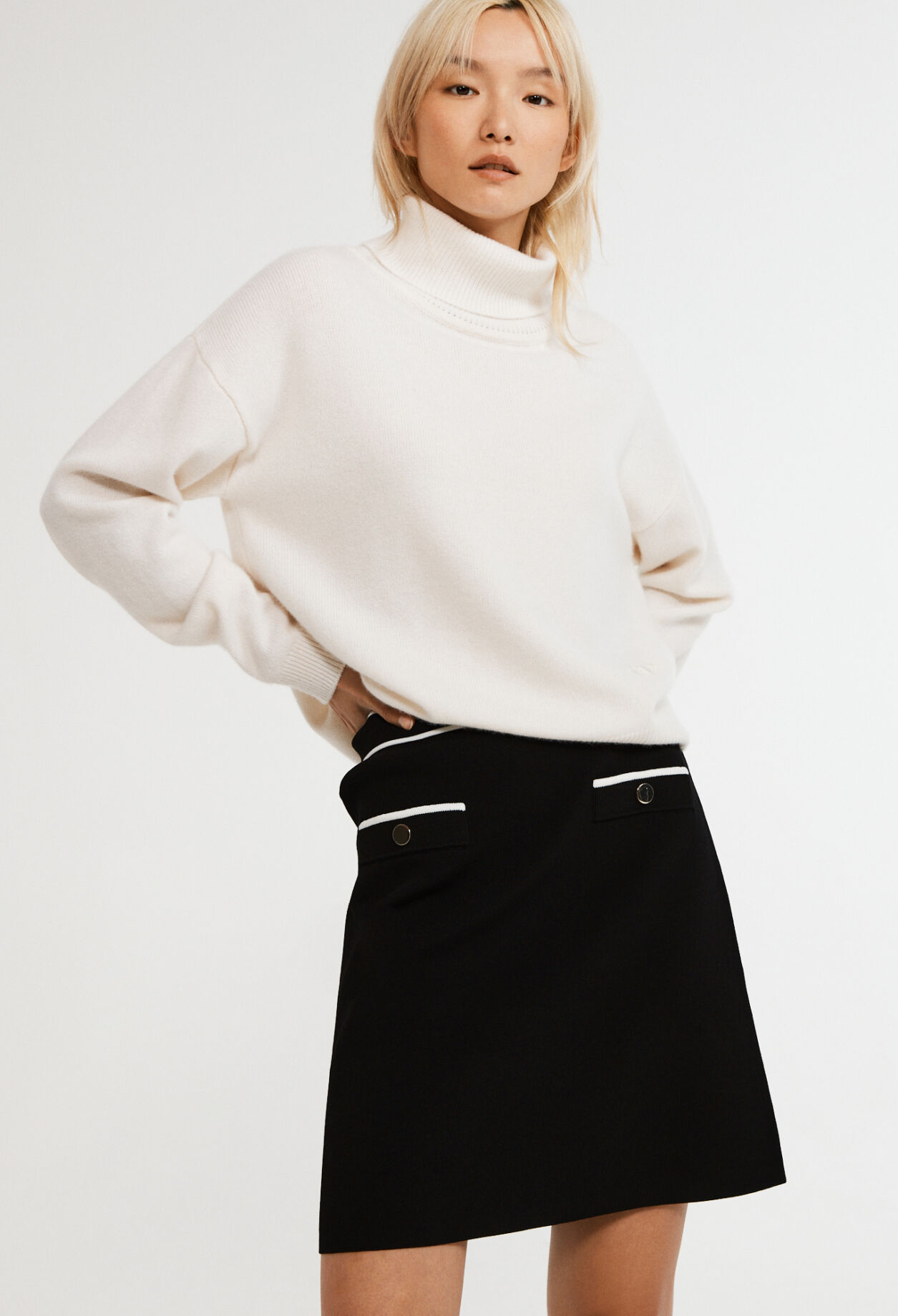 Short skirt