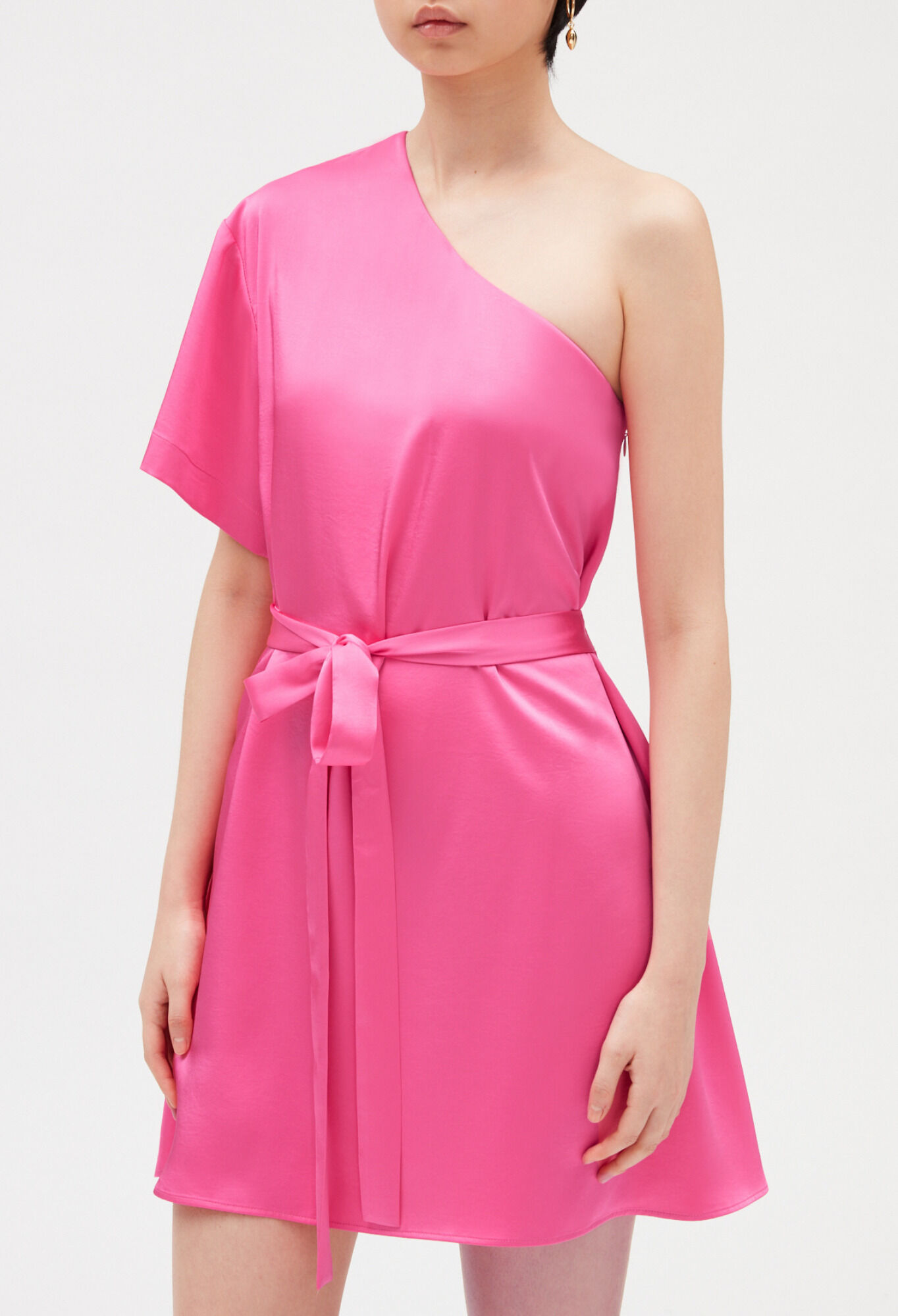 Robe courte asymetrique rose