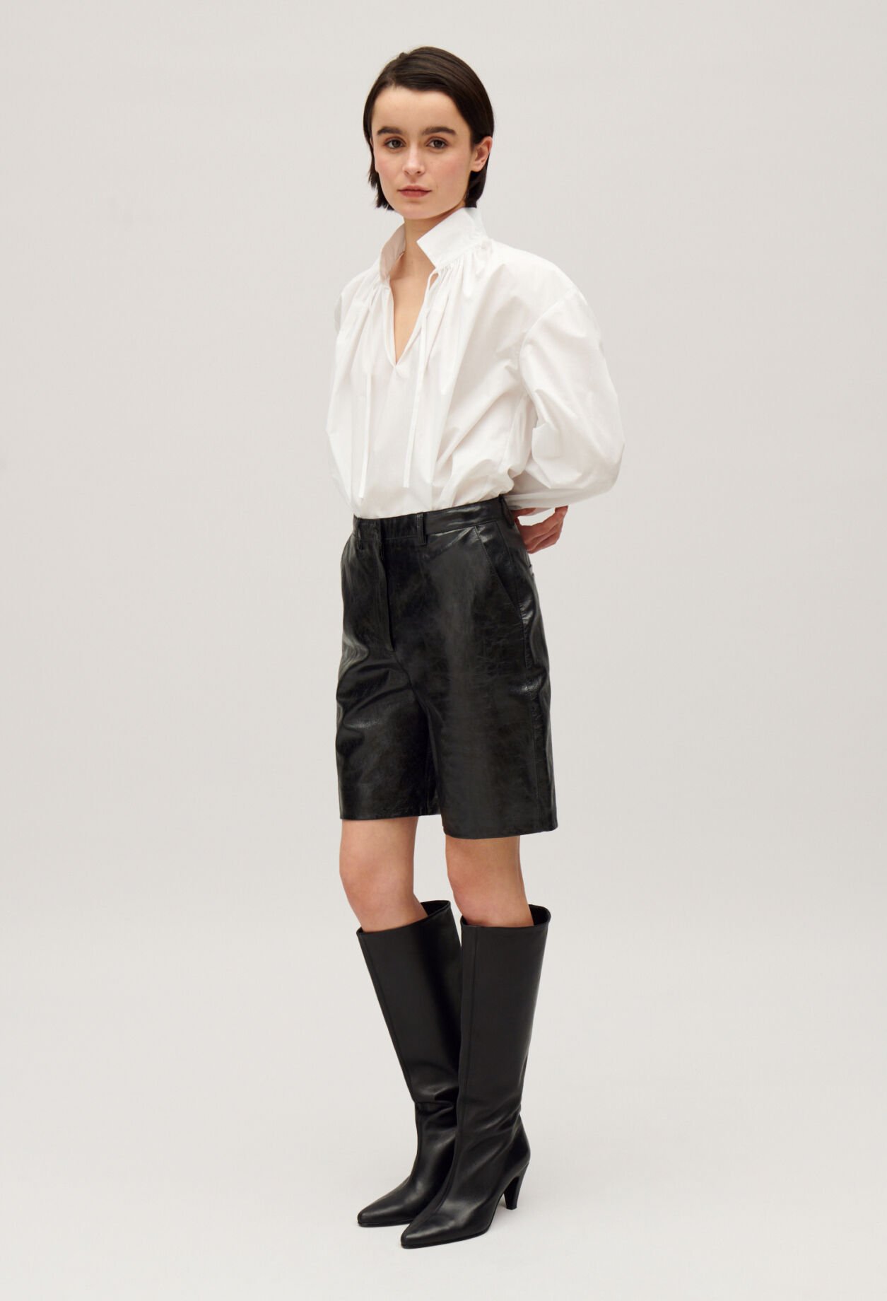 Black leather Bermuda shorts