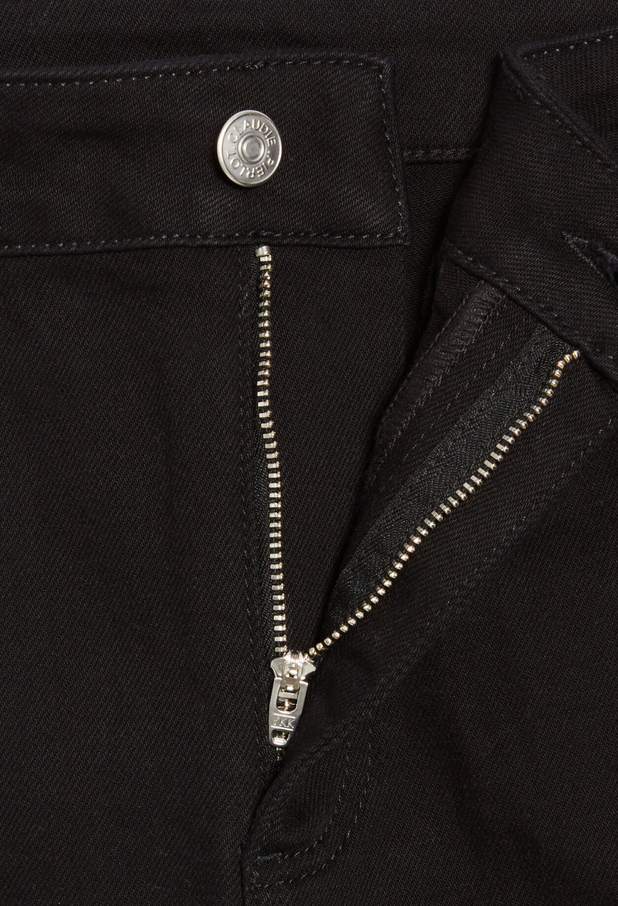 Black skinny jeans