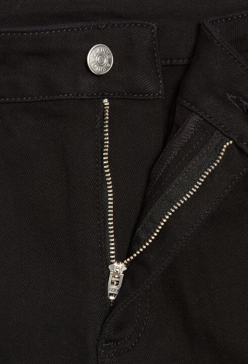 Black skinny jeans