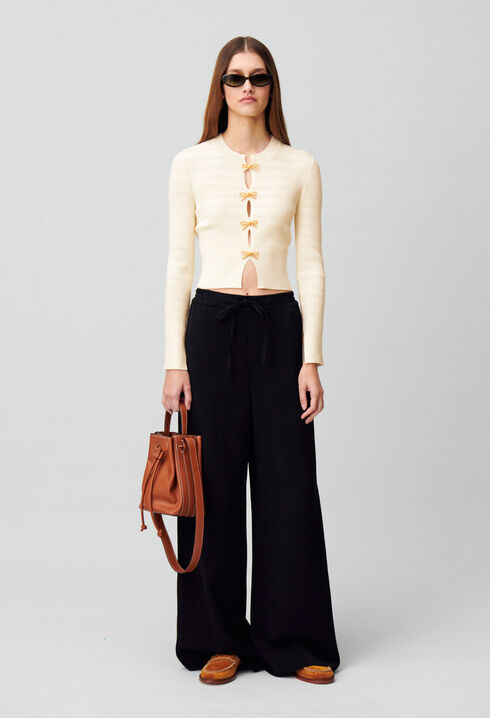 Pull maille fine noeuds