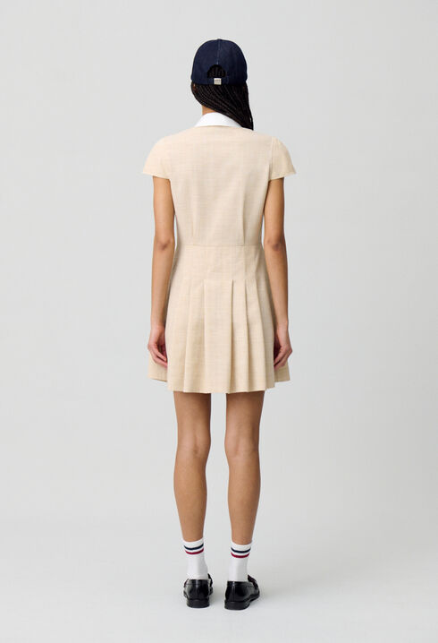 Robe courte plissée