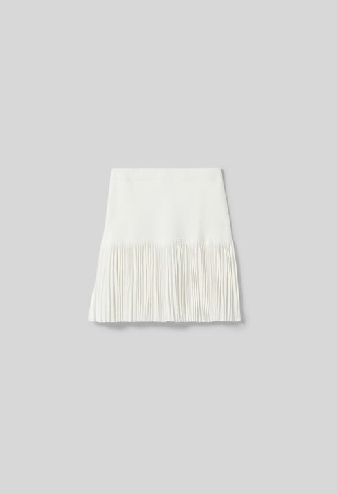 Short pleated skirt