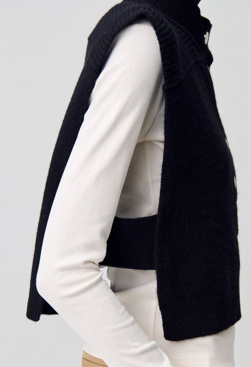 Sleeveless Knit Top