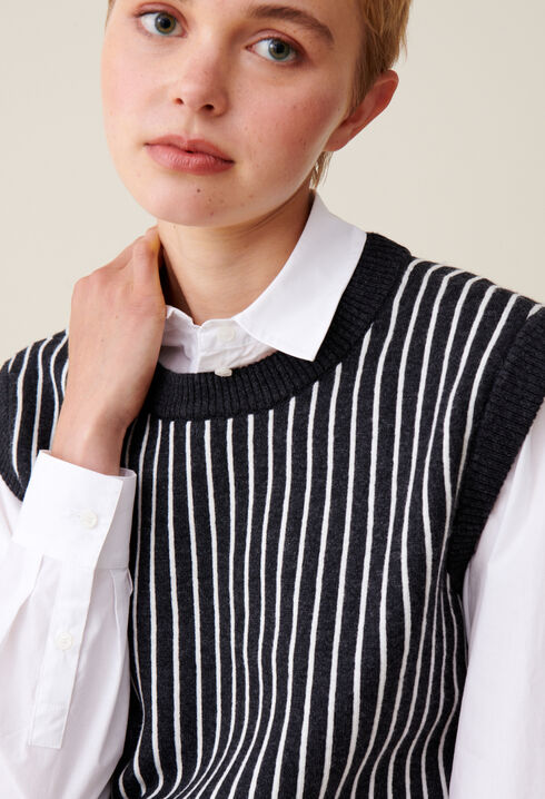 Pull rayé sans manches maille