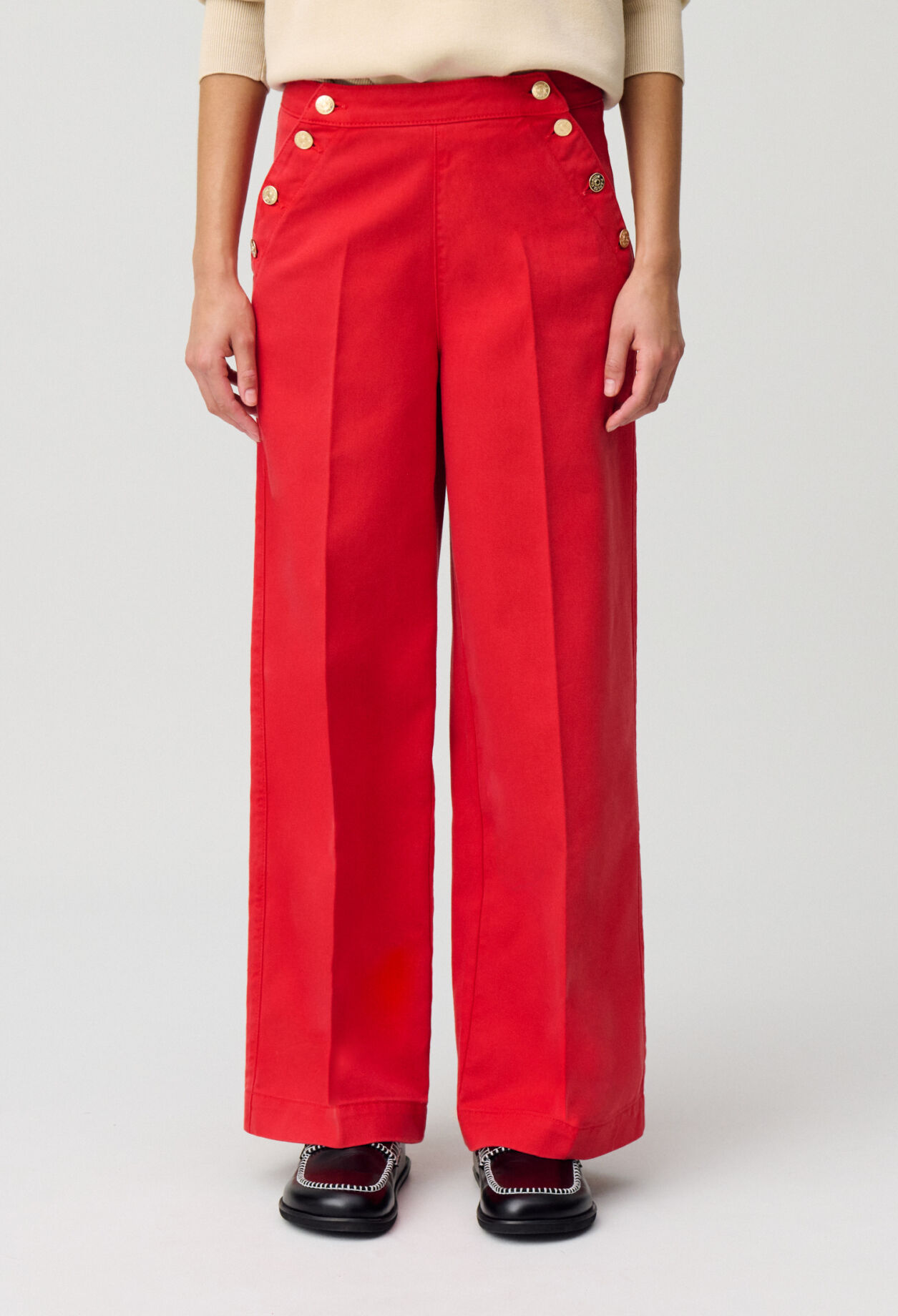 Pascale buttoned jeans