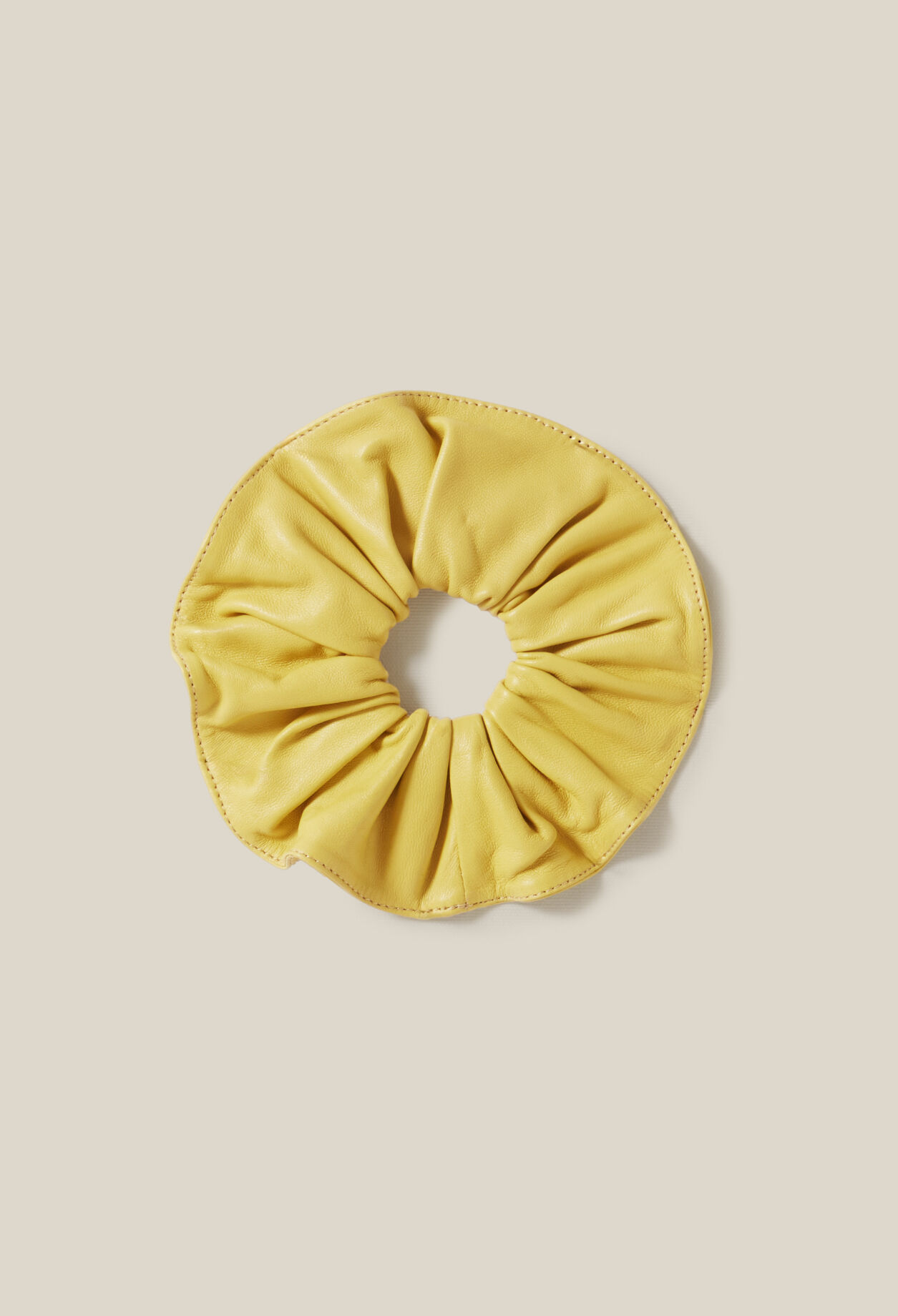 Leather scrunchie with topstitching