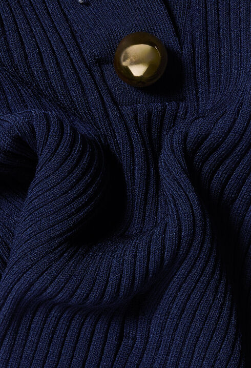 Fine knit top