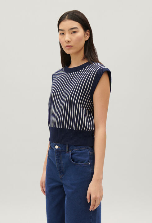 Sleeveless stripy knit jumper