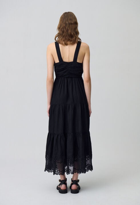 Robe longue broderies fleurs