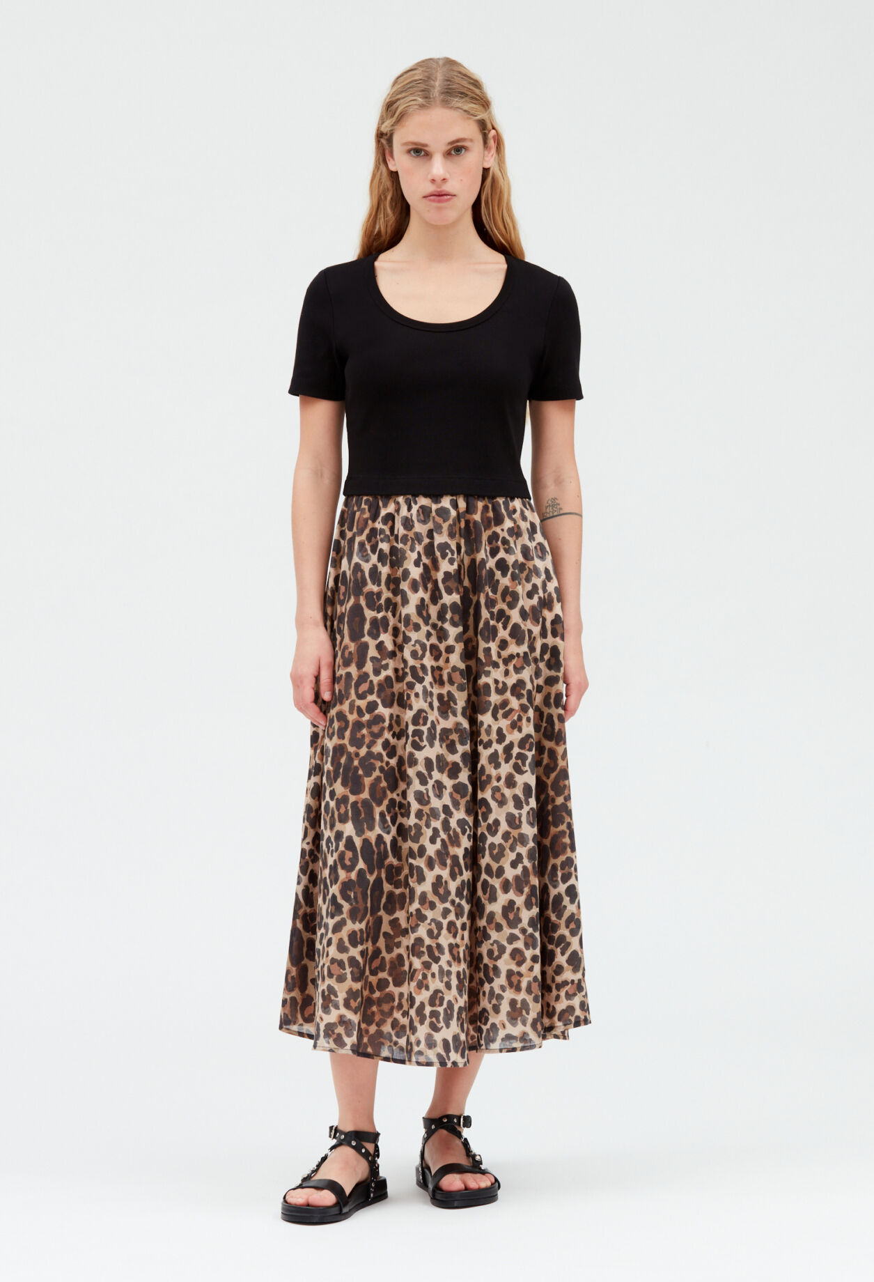 Robe midi bimatière léopard