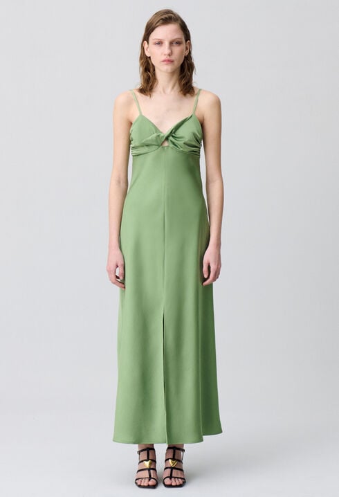 Robe longue satinée