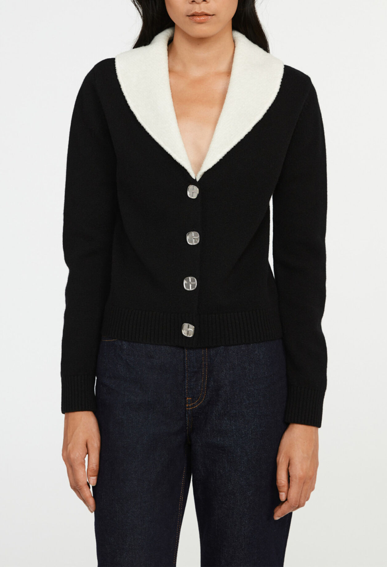 Cardigan maille à col claudine