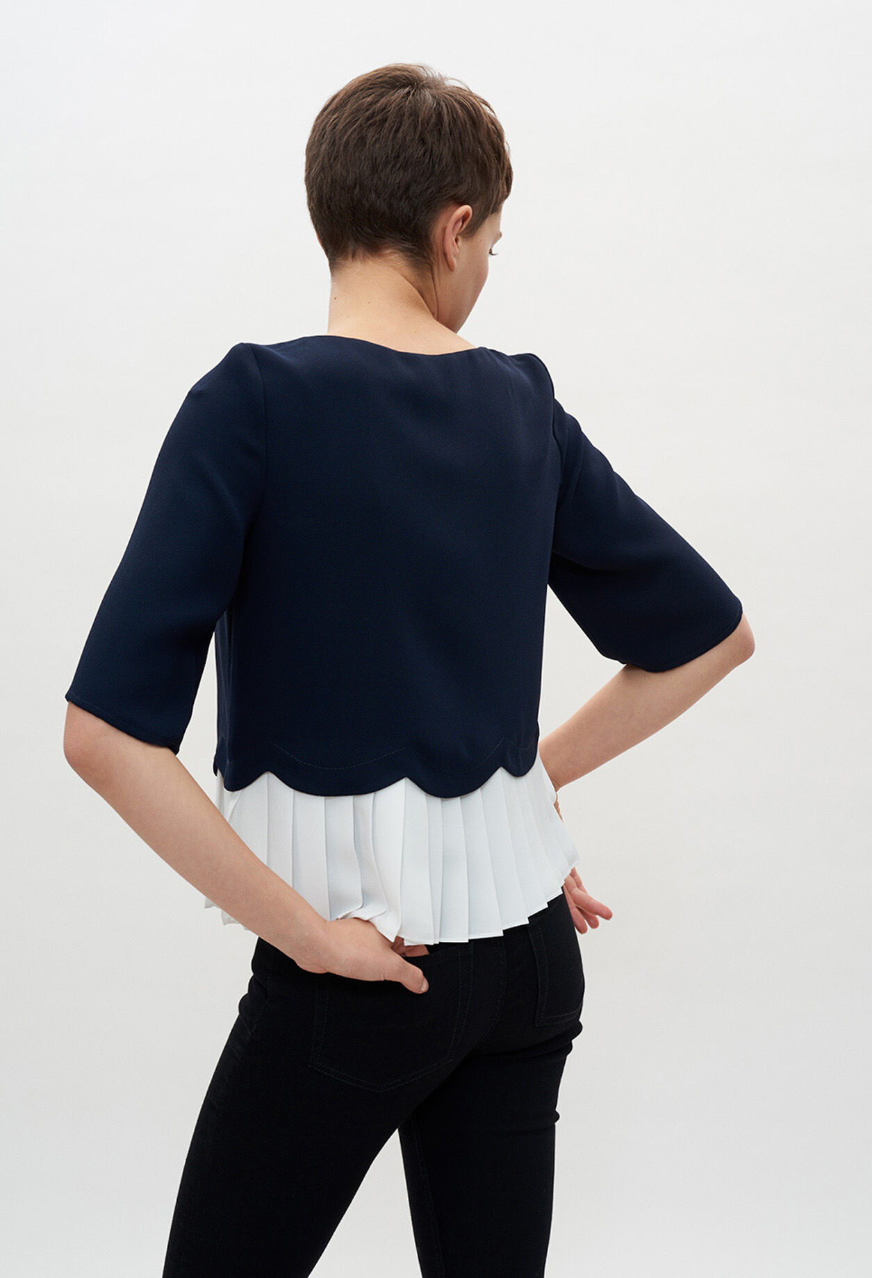 Pleated shell top