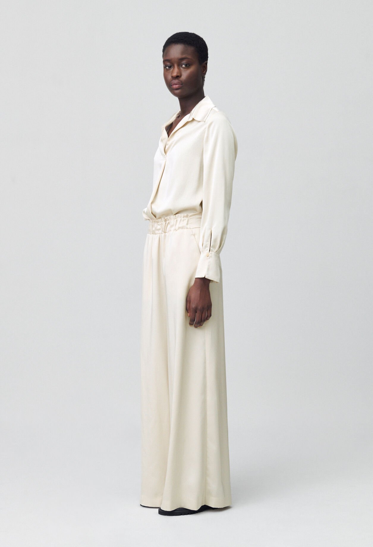 Pantalon large taille smockée