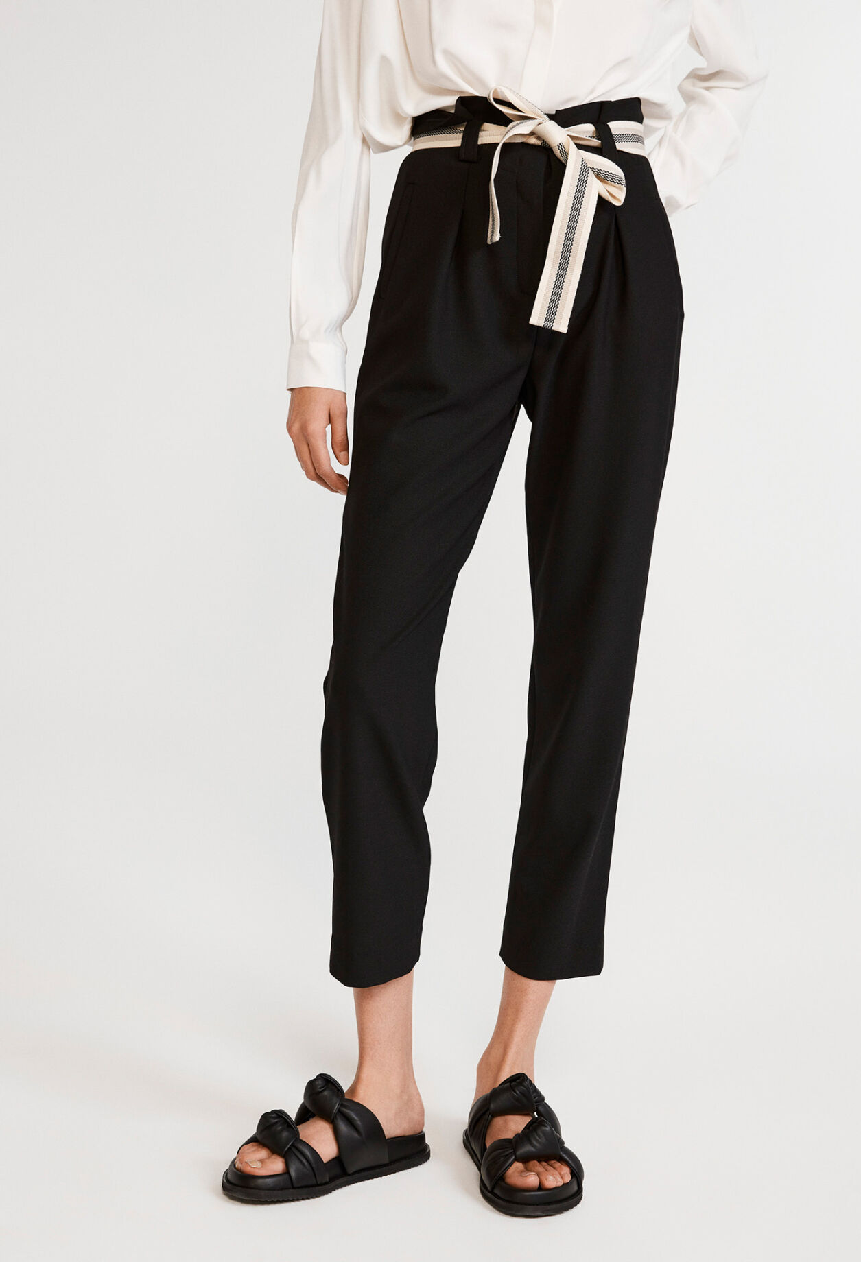 High-rise trousers