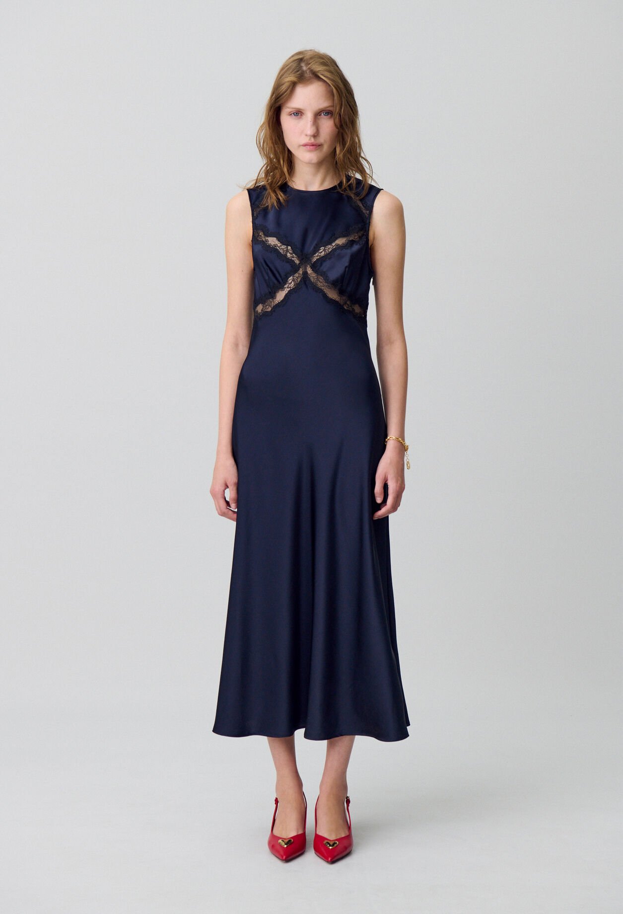 Robe longue avec dentelle