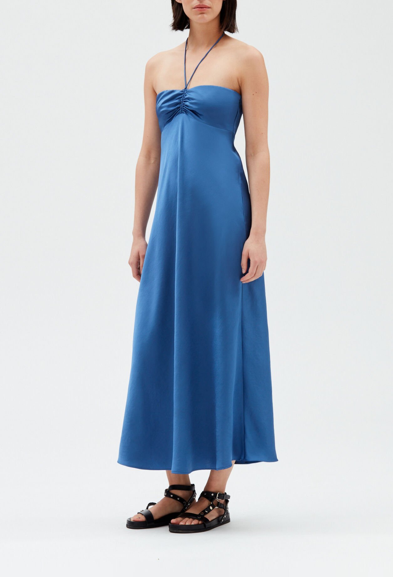 Long blue strapless dress