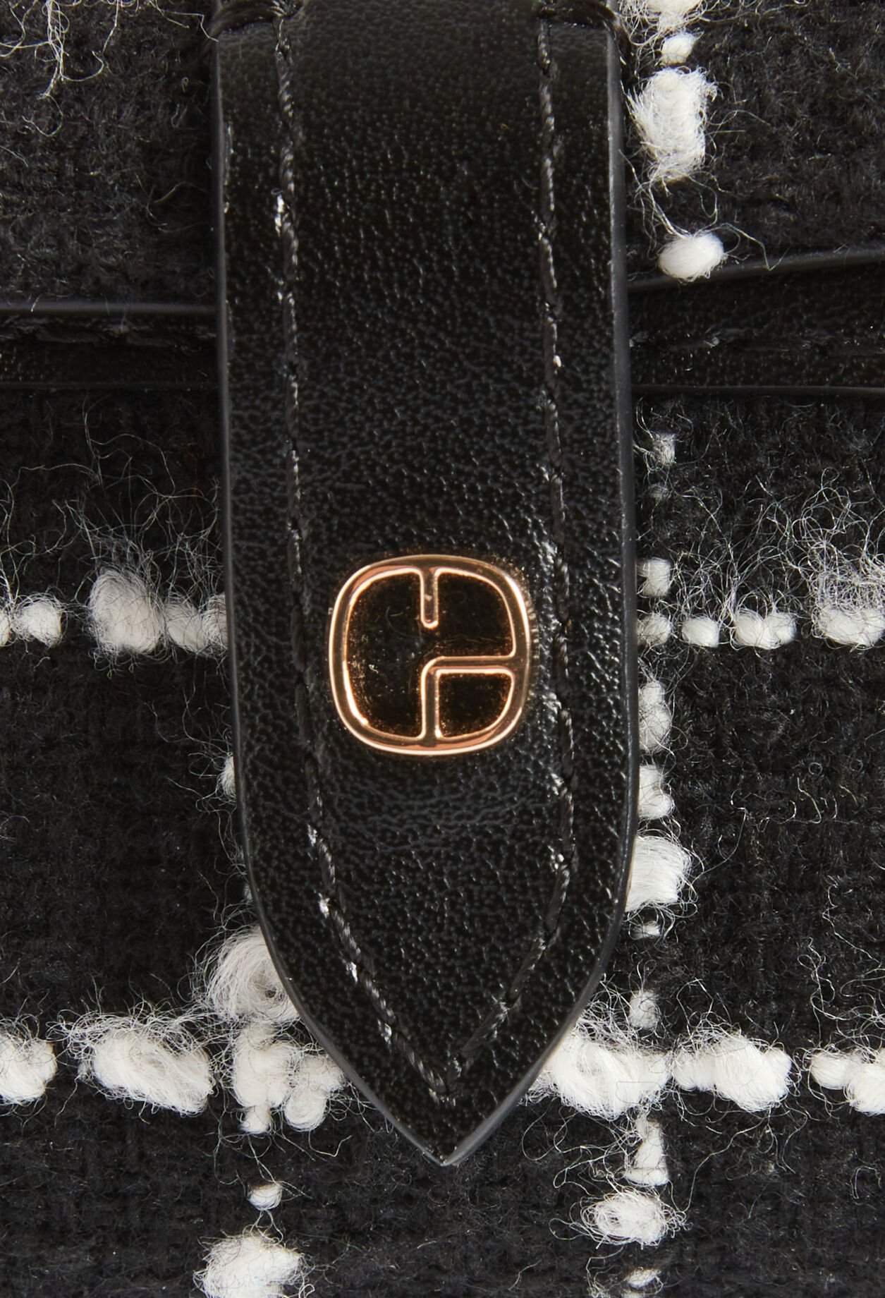 Black tweed AirPods case