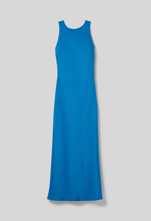 Robe longue satinée dos nu