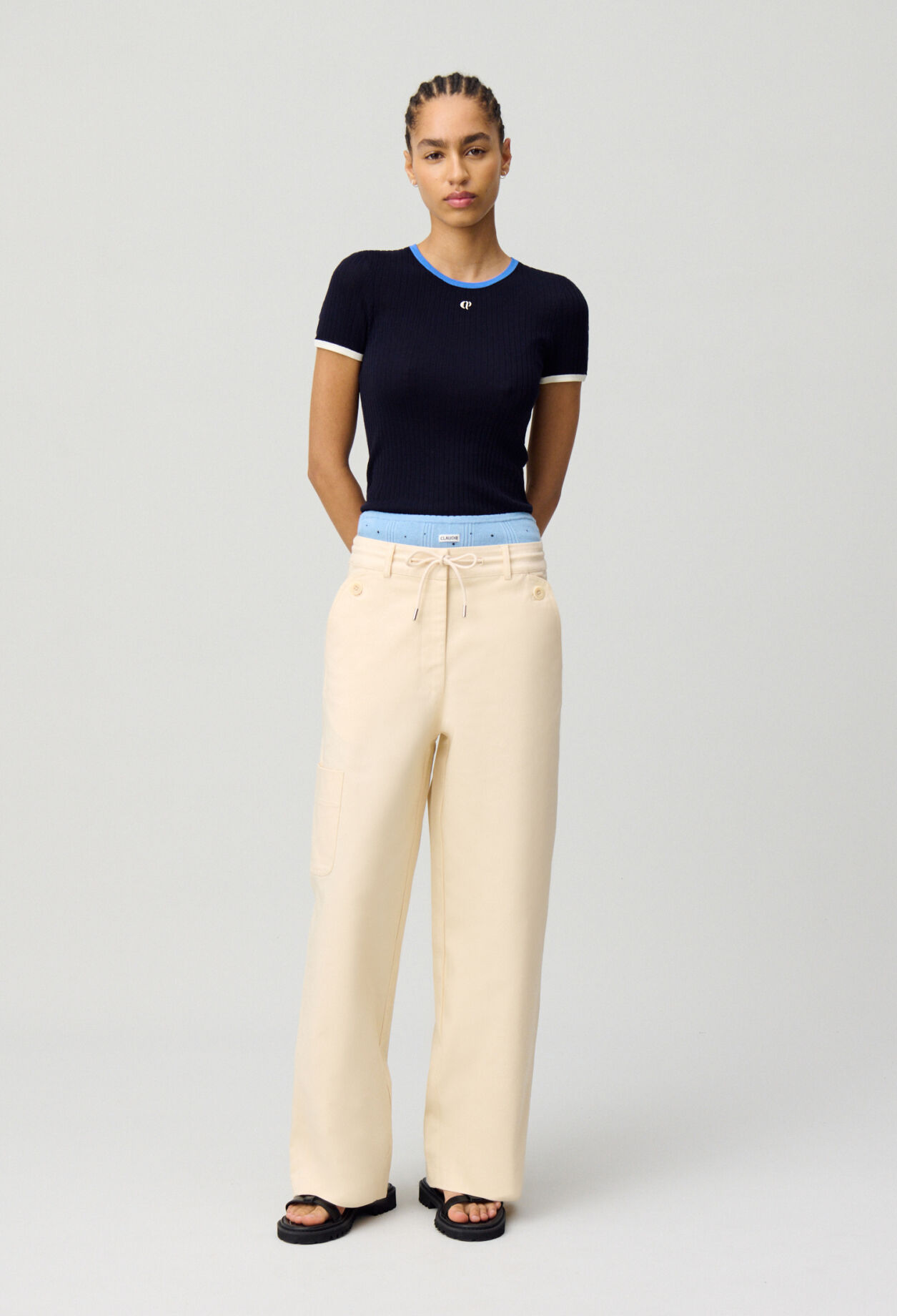 Low-rise cargo trousers