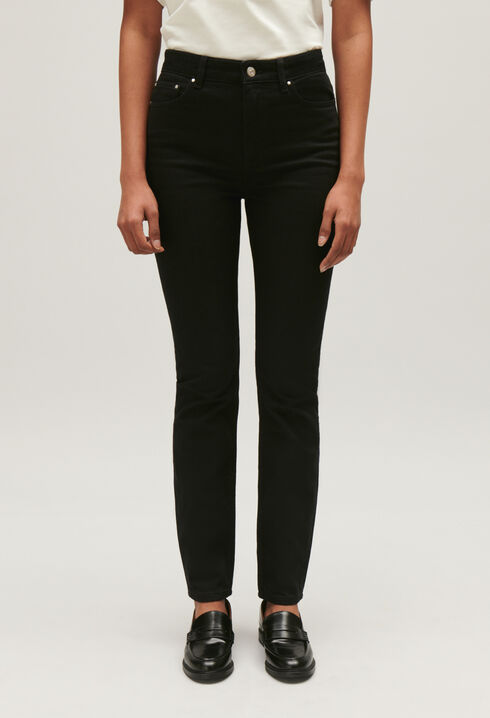 Black skinny jeans