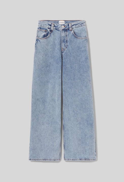 Wide-leg denim jeans