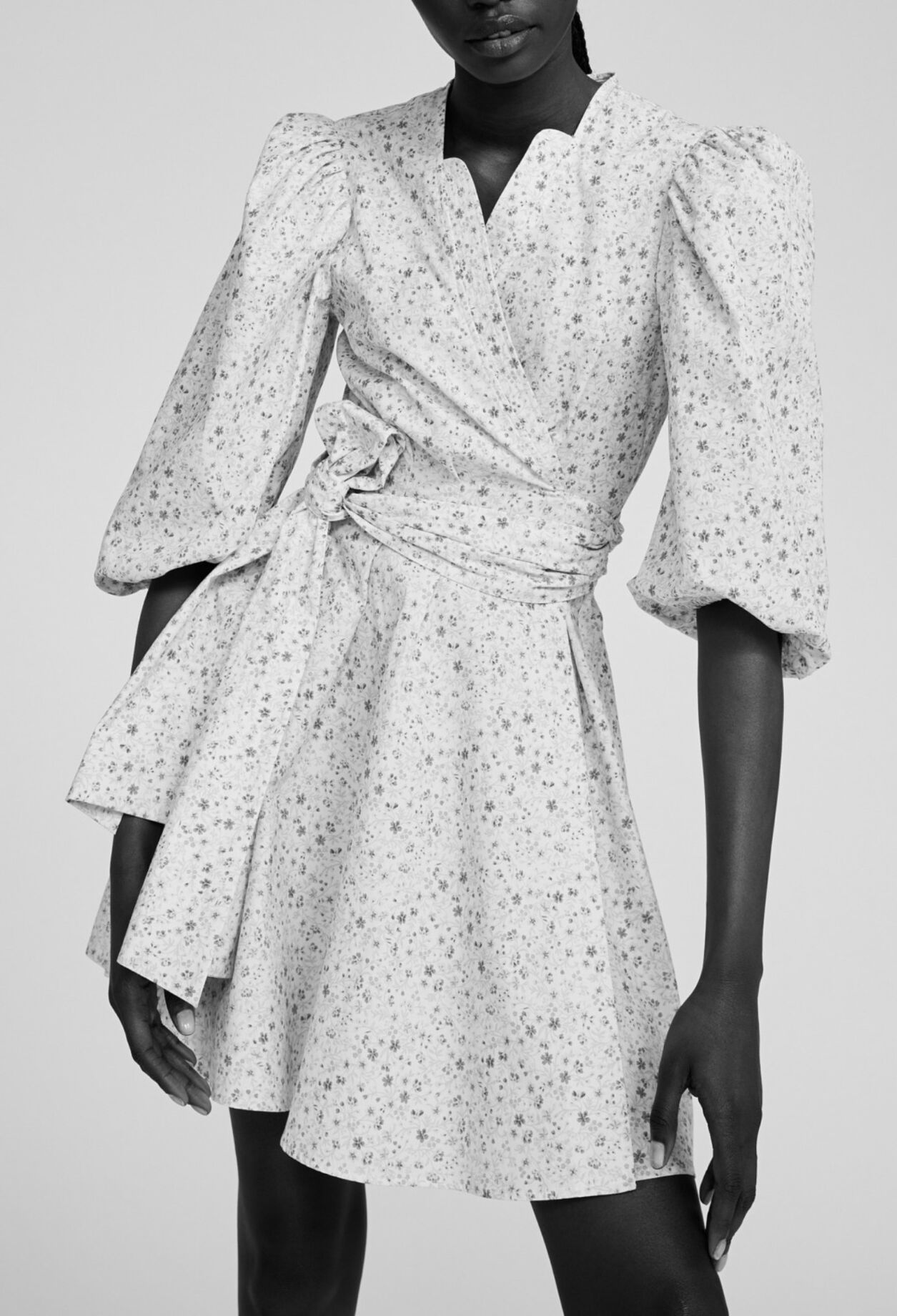 Robe courte cache cœur