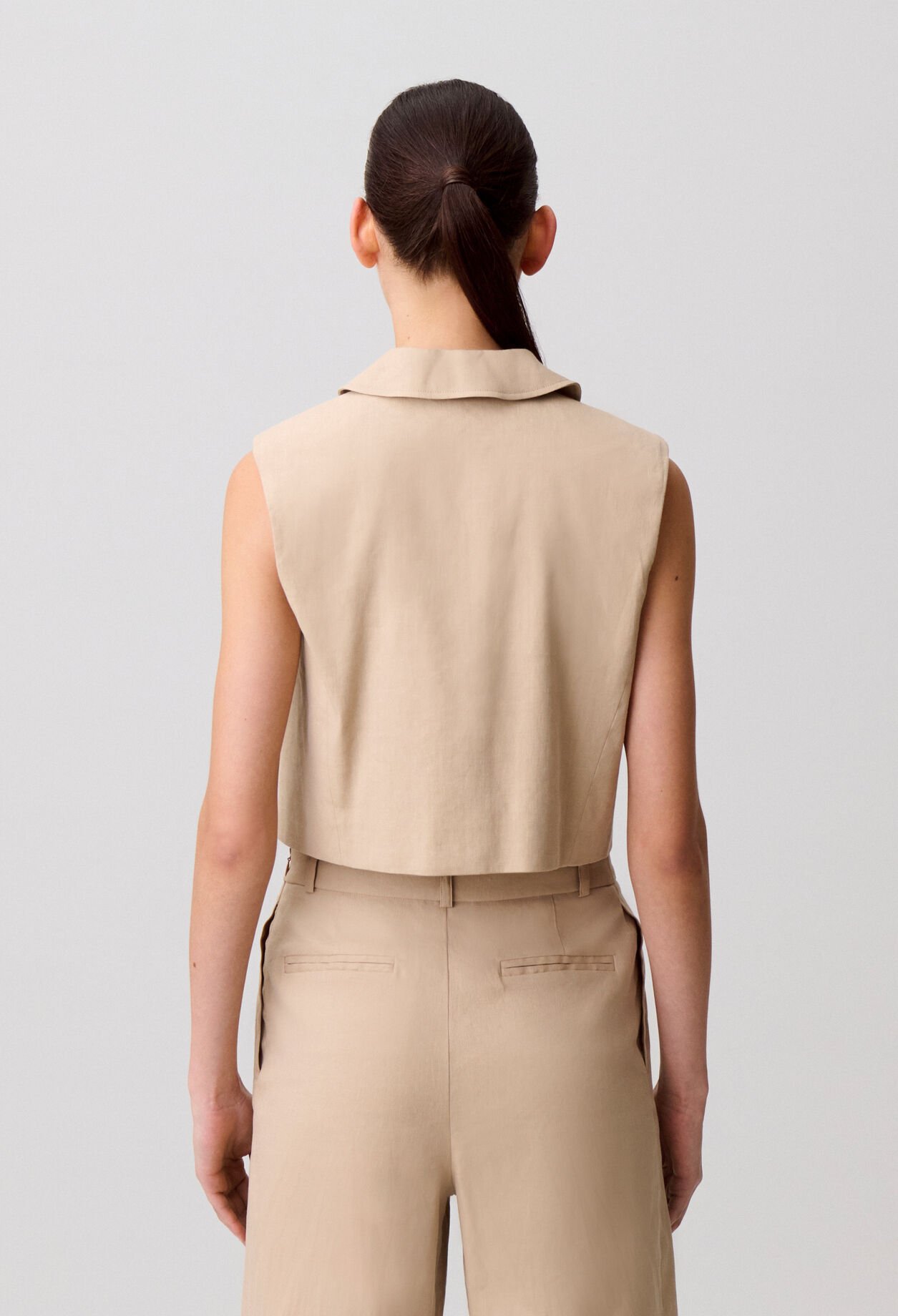 Veste courte tailleur lin