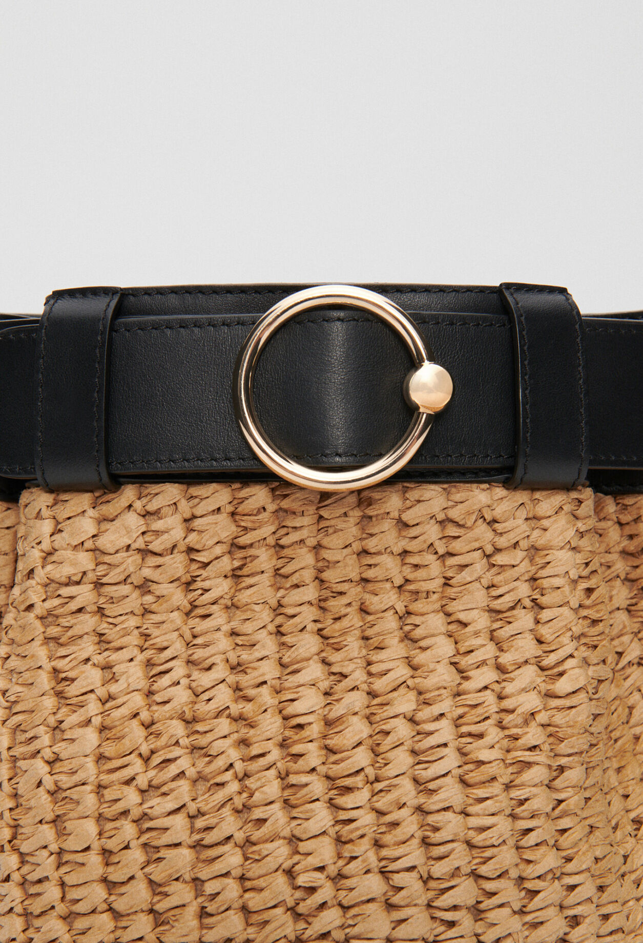 Sac seau en cuir responsable