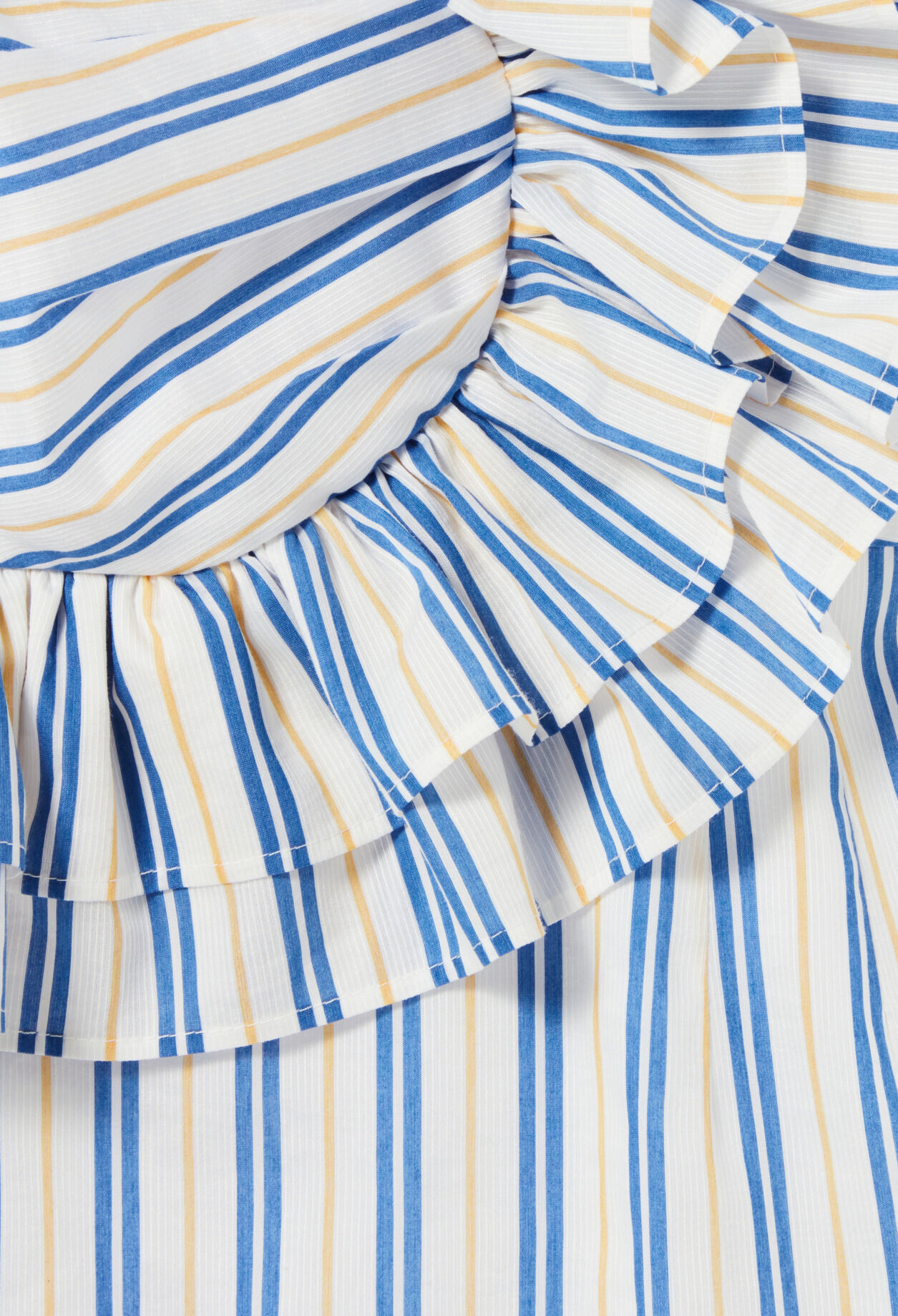 Robe courte volantée