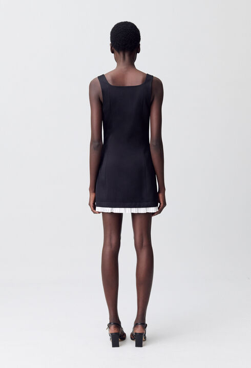 Robe courte plissée
