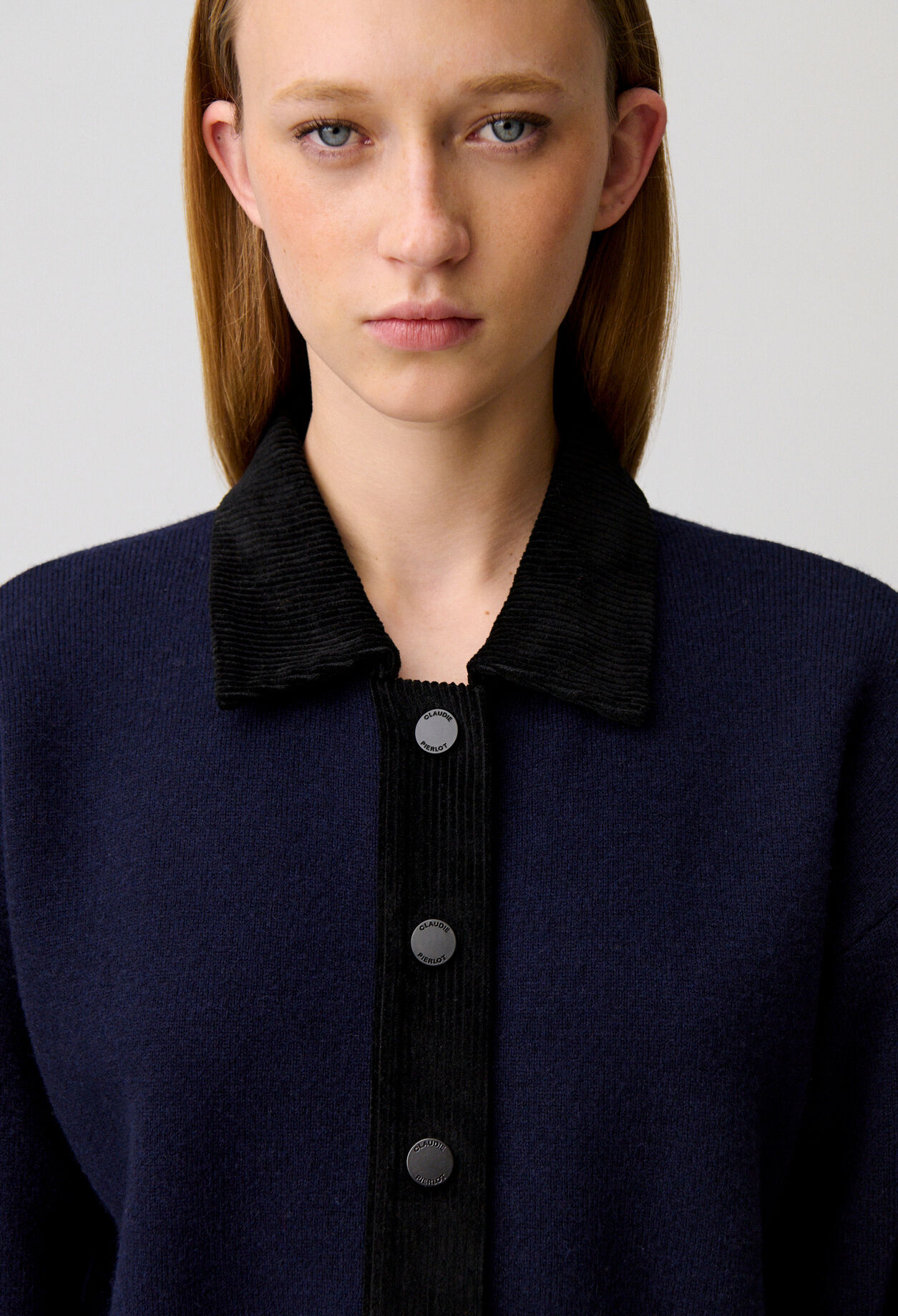 Cardigan velours c&ocirc;tel&eacute;