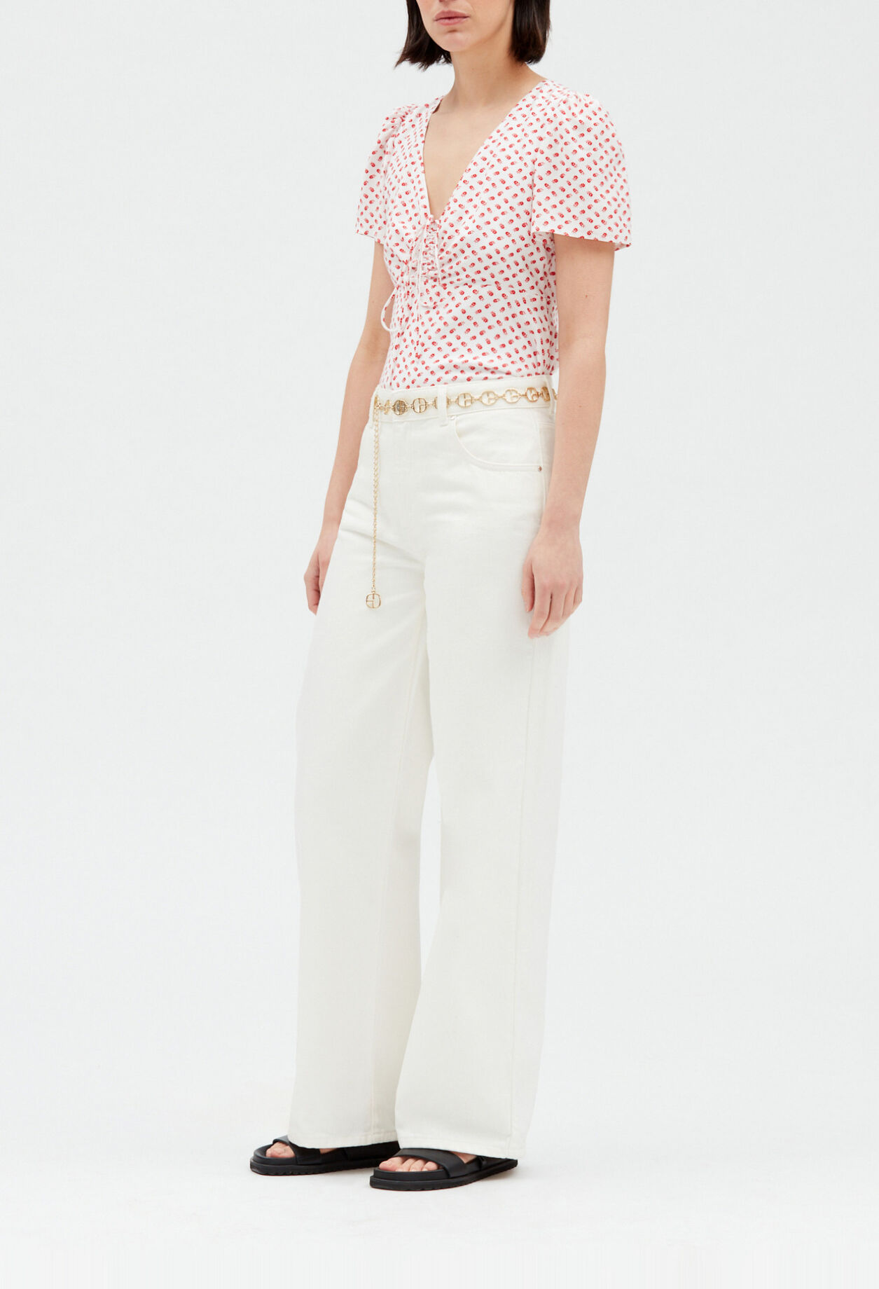 Short-sleeved top